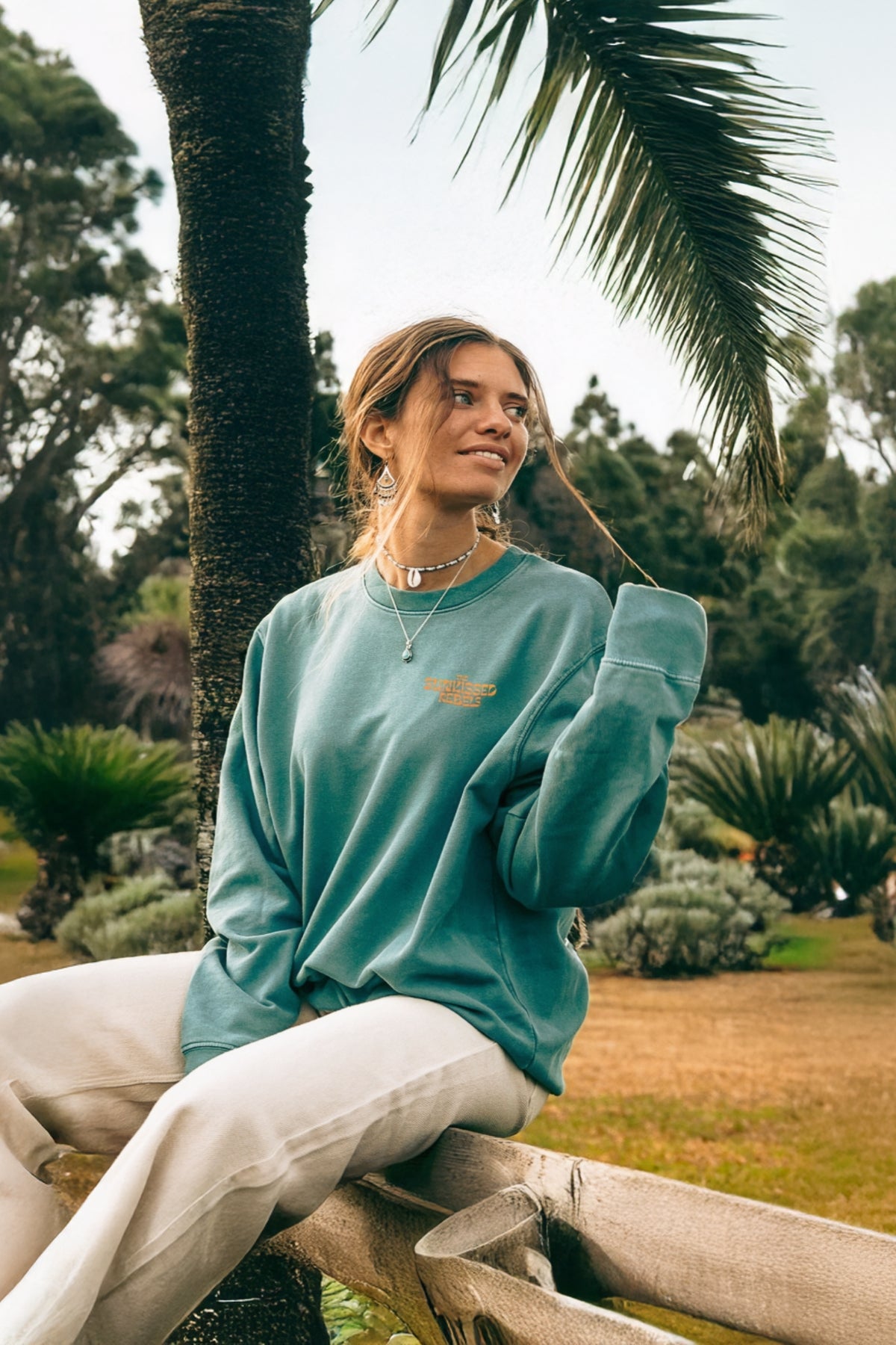 Live Free Vintage Sweater - Palm Green