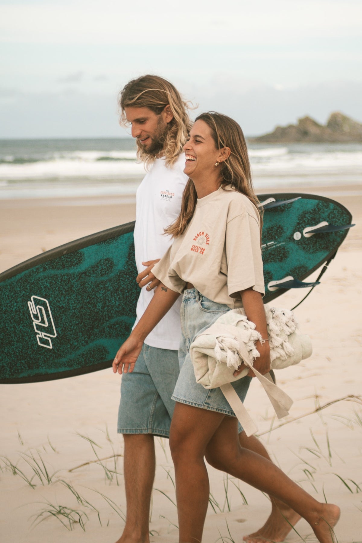 Beach Vibes Oversized T-Shirt - Sand