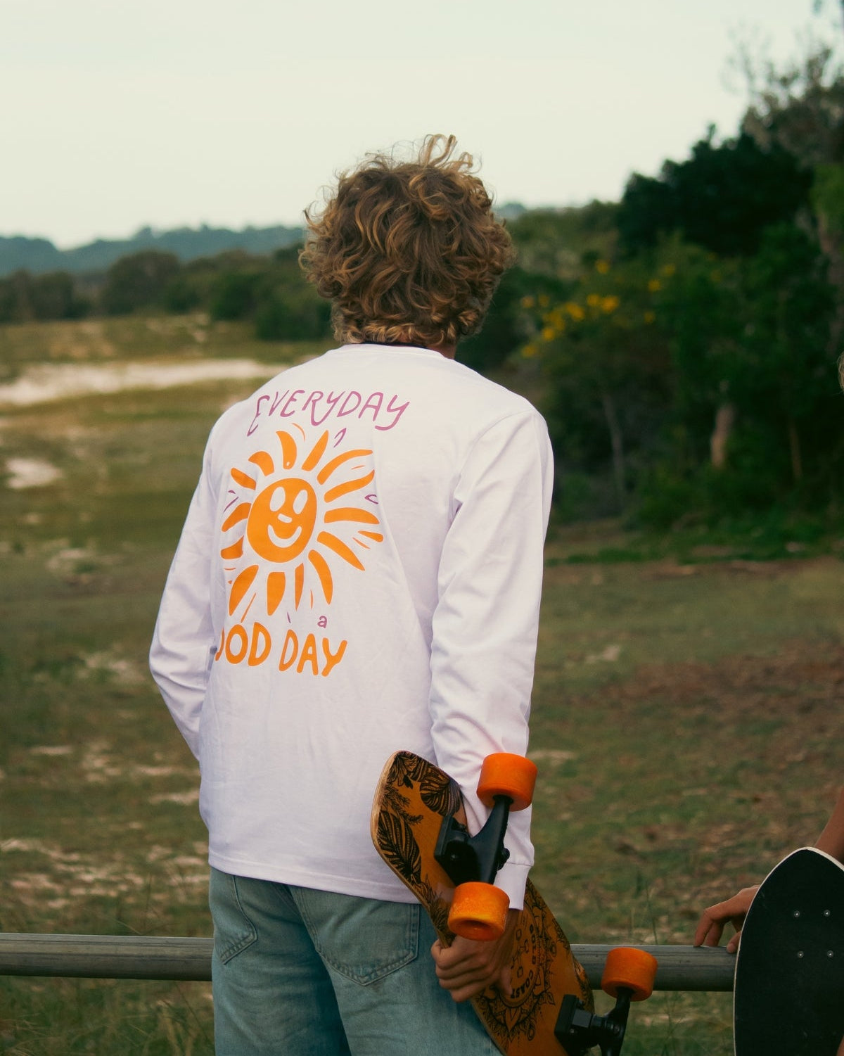 Everyday Good Day Longsleeve - White