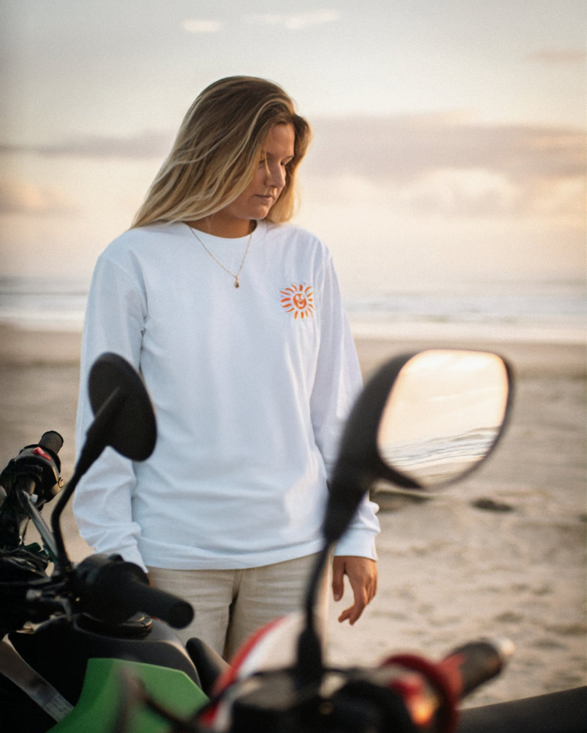 Everyday Good Day Longsleeve - White