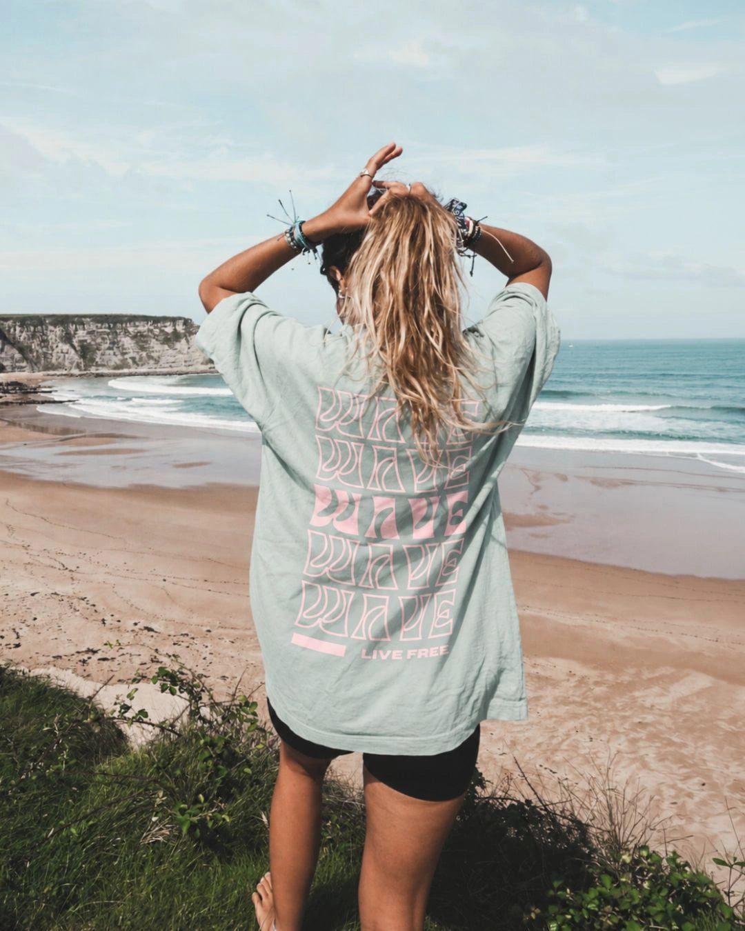 Live Free Oversized T-Shirt - Aloe