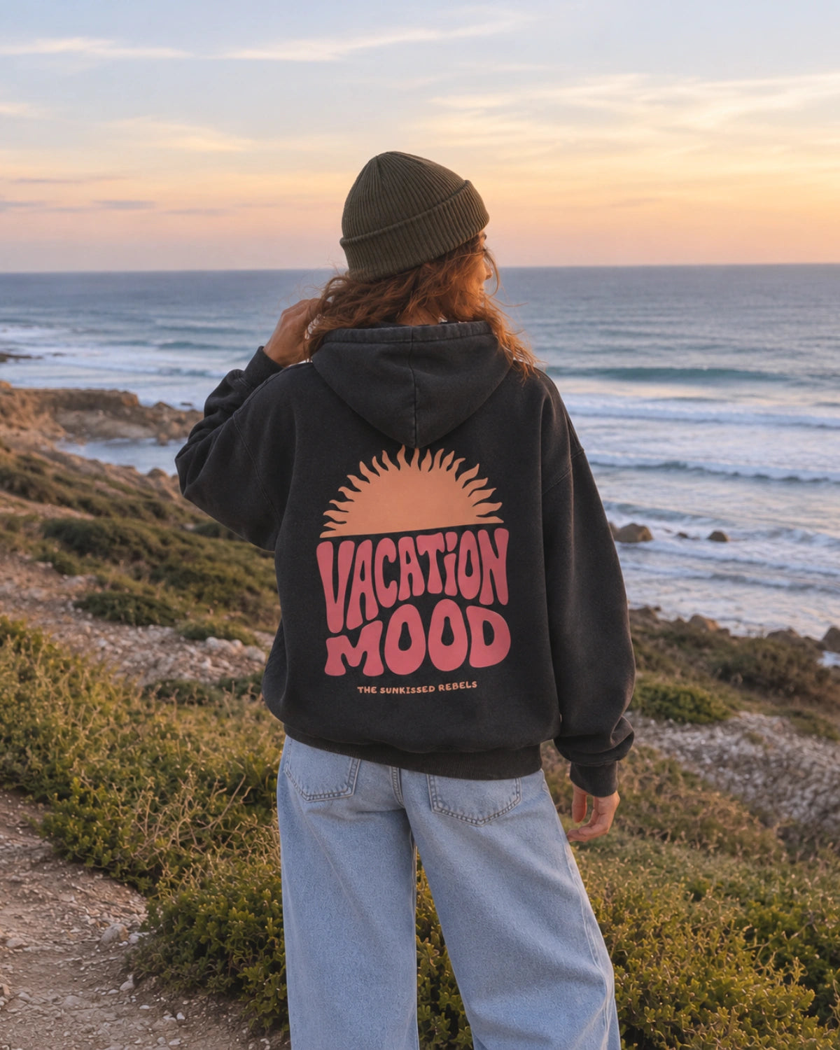 Vacation Mood Heavy Hoodie – Vintage Black