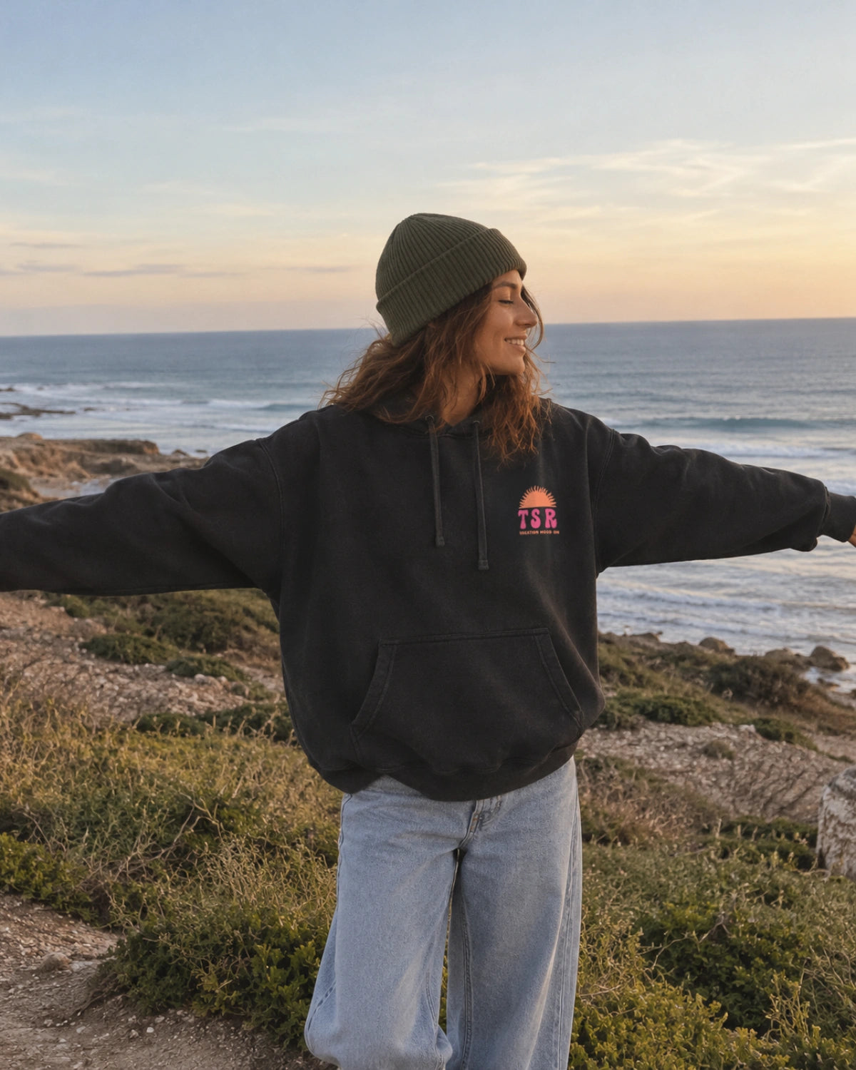 Vacation Mood Heavy Hoodie – Vintage Black