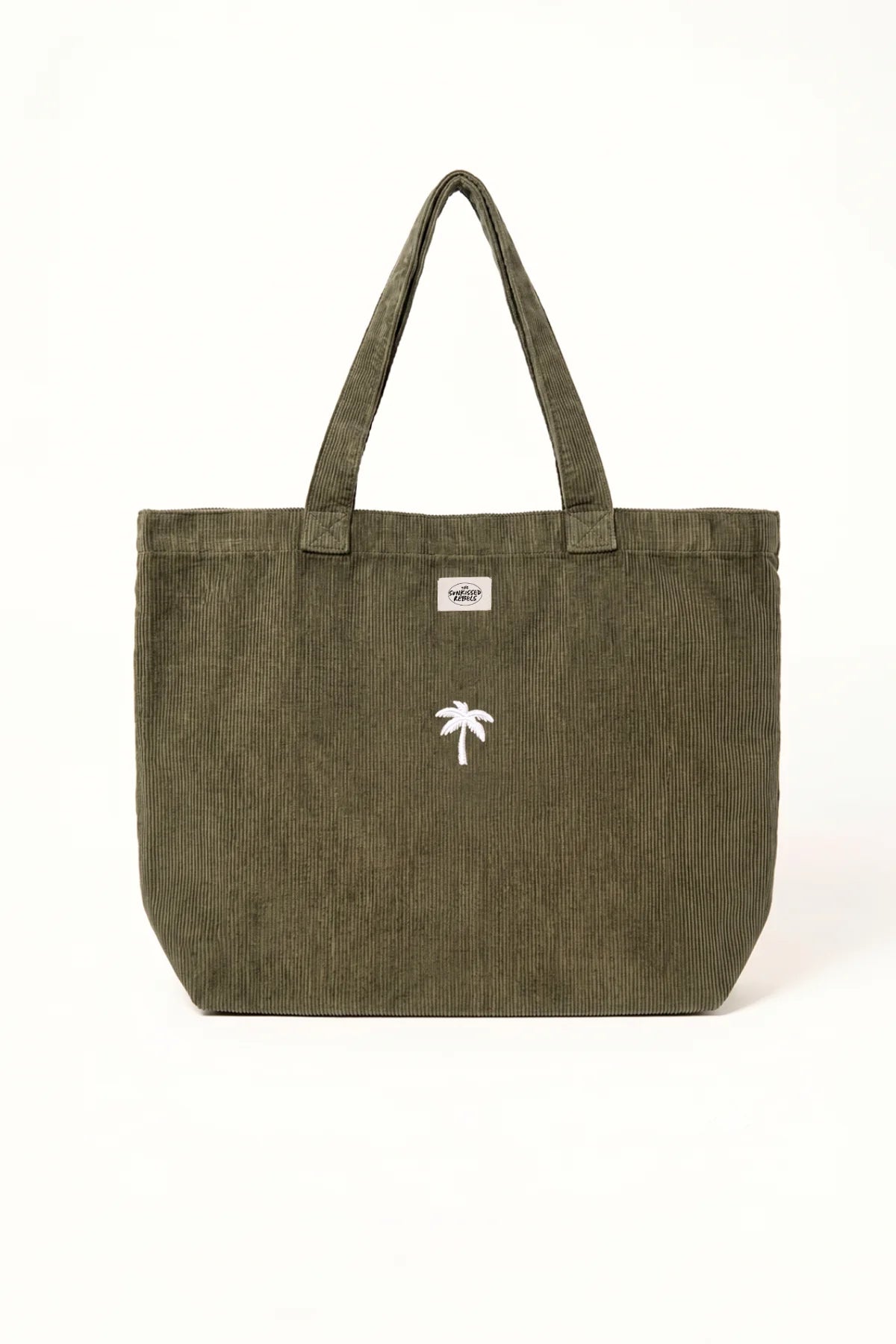 Frontansicht der olivgrünen Palm Tree Cord Bag aus Bio-Baumwolle mit weißem Palmen-Stick-Logo auf hellem Hintergrund.