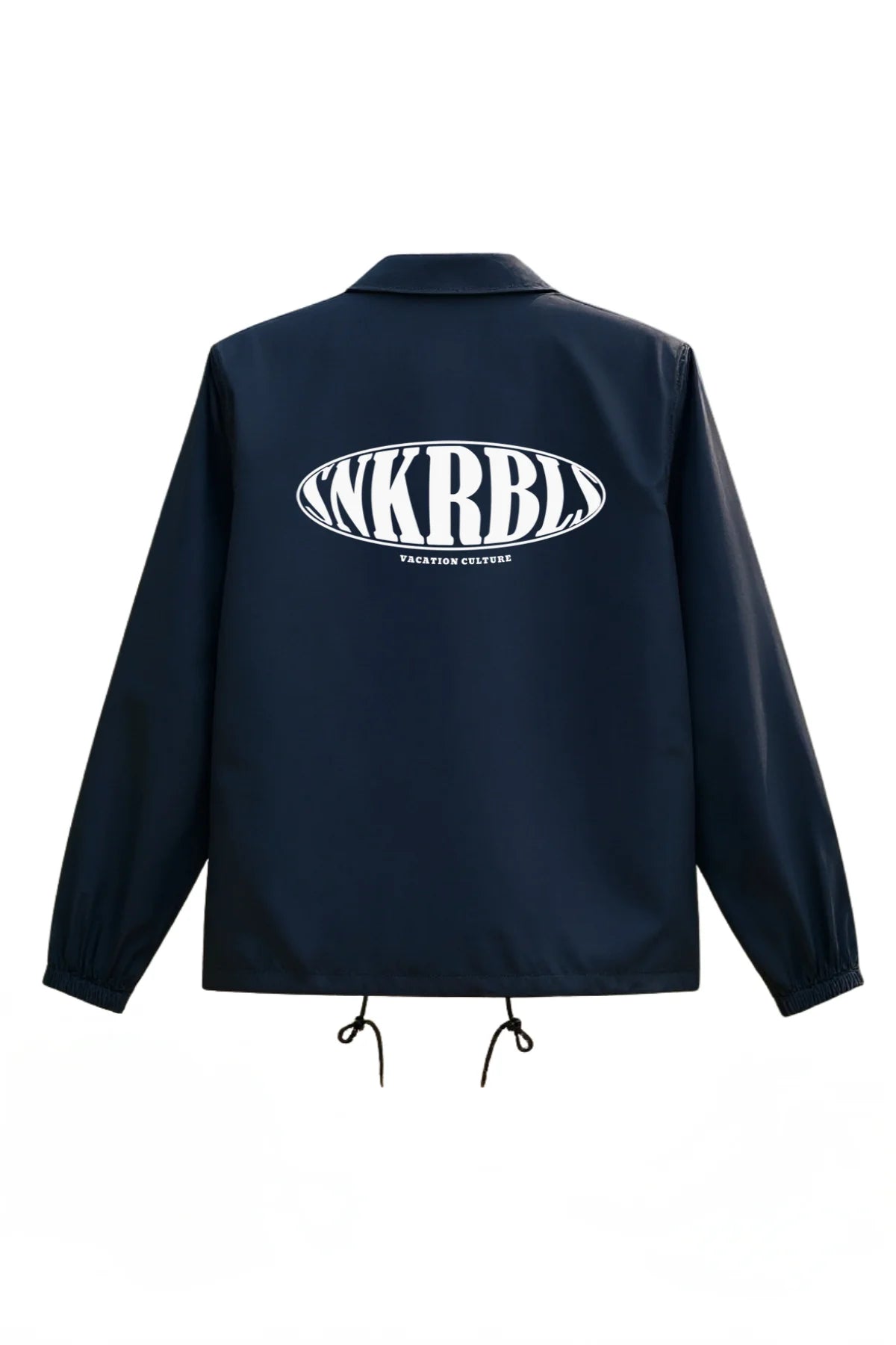 Coach Jacket in Dark Ocean mit großem SNKRBL Vacation Culture Rückenprint, Rückansicht.