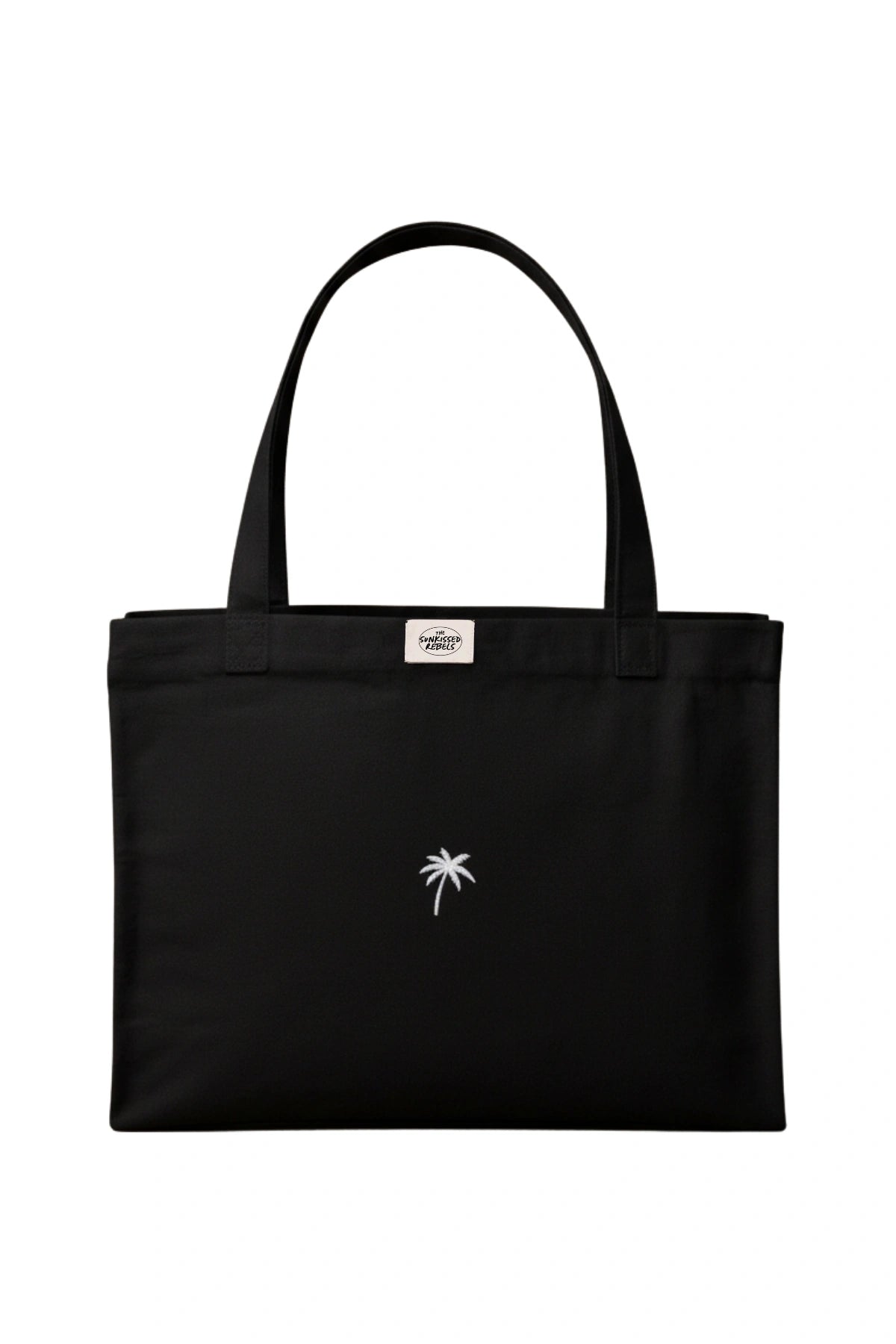 Weekender Bag Black von The Sunkissed Rebels aus schwarzer Baumwolle mit weißer Palmenstickerei vor weißem Hintergrund