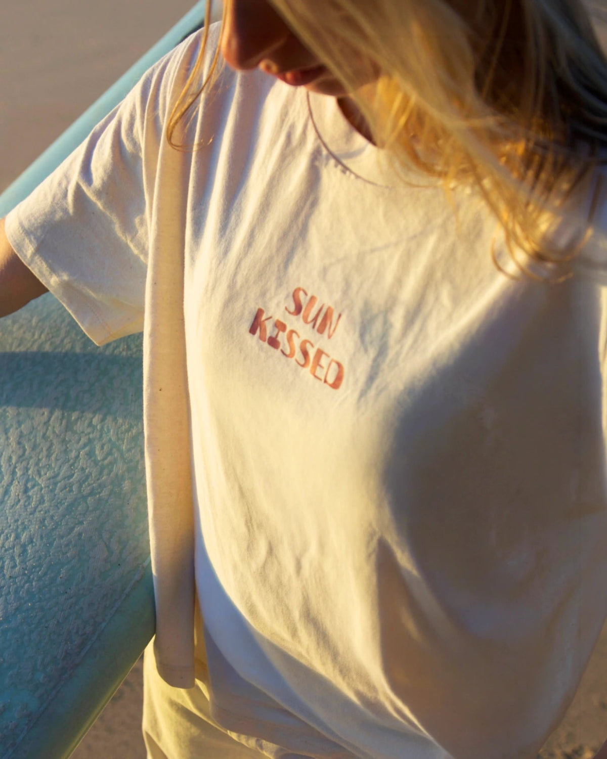SUNKISSED Short T-Shirt Natural Raw detail logo oversized fit