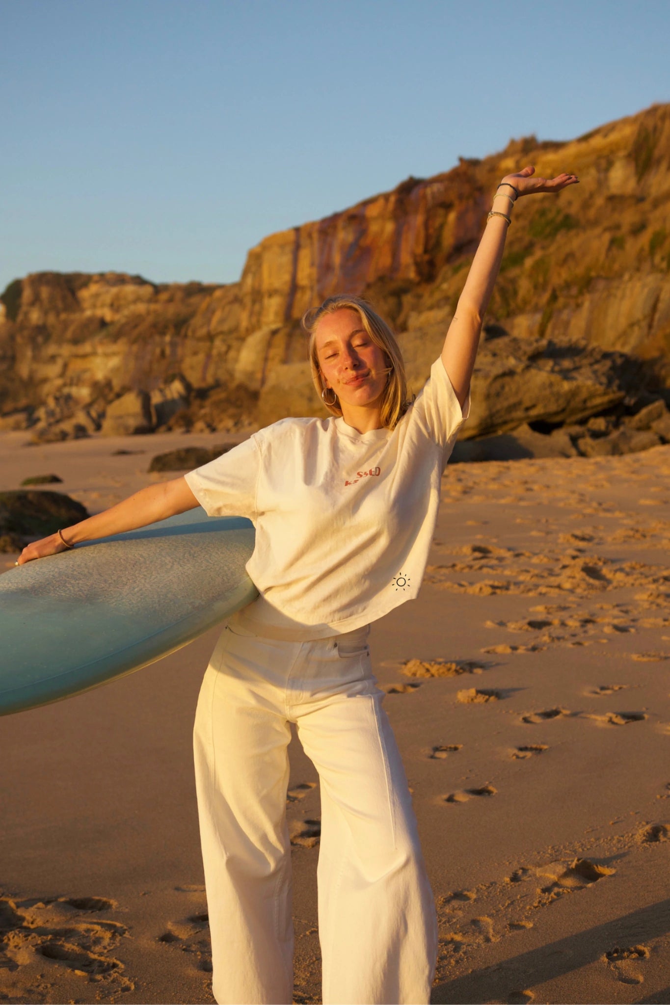 SUNKISSED Short T-Shirt Natural Raw lifestyle beach golden hour