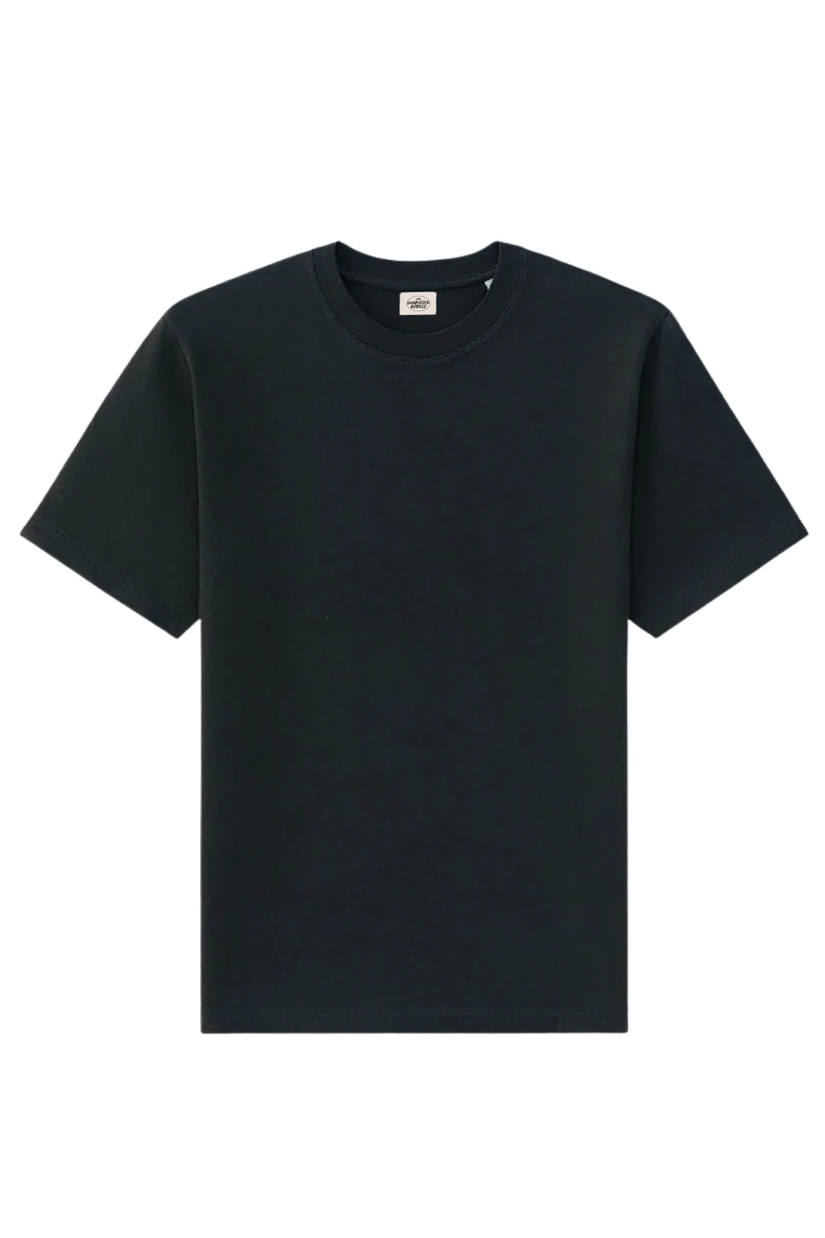 Vorderansicht des schwarzen The Sunkissed Rebels Basic Oversized T-Shirts.