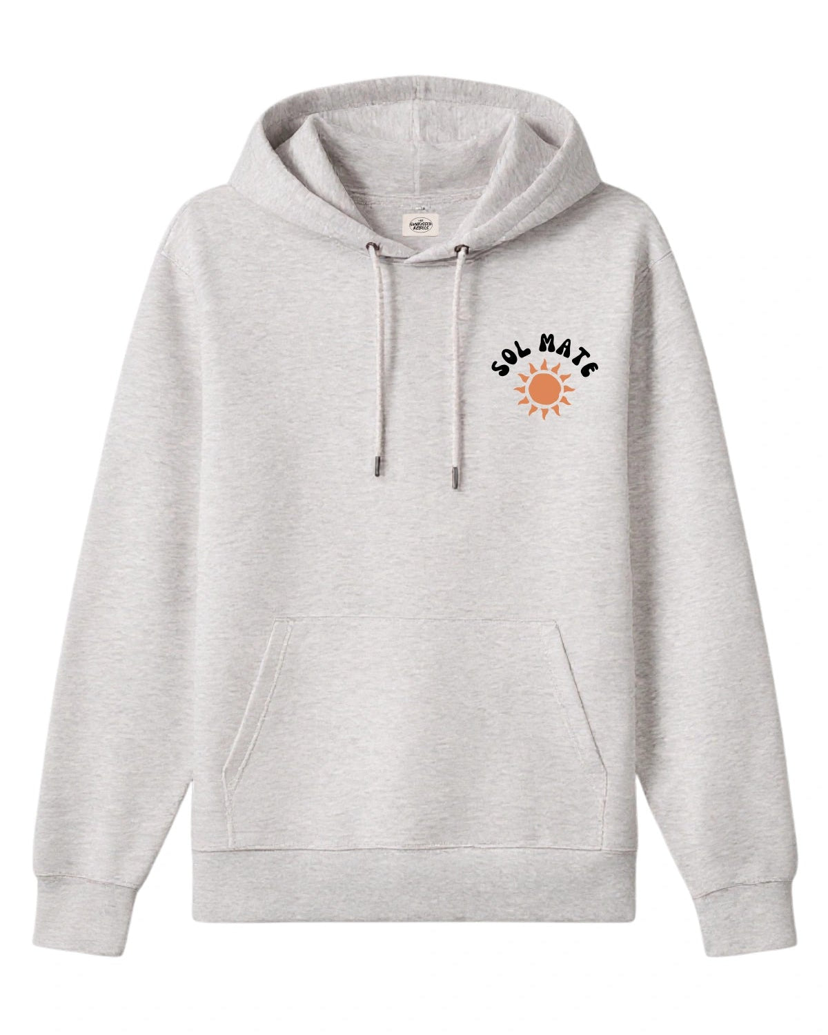 Vorderansicht des grauen The Sunkissed Rebels Hoodies mit kleinem „Sol Mate“-Print und Sonne auf der Brust.