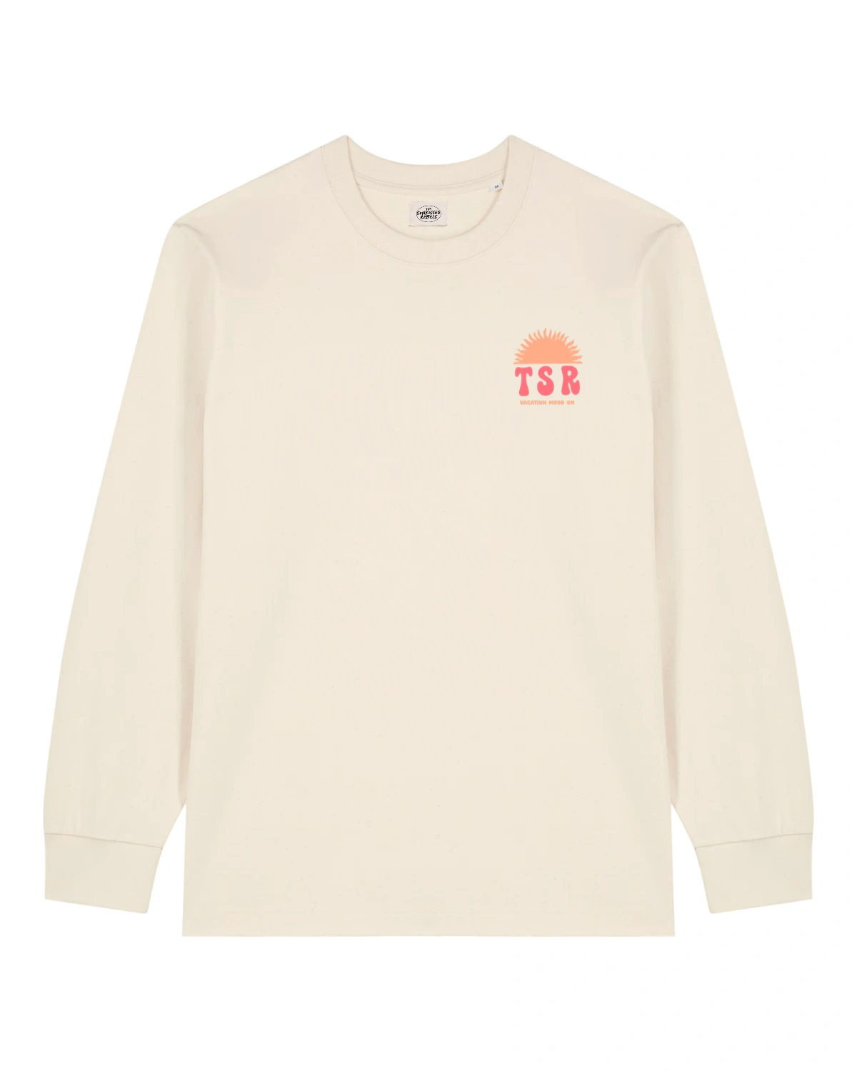 Cremefarbenes Vacation Mood Longsleeve in Natural Raw mit Relaxed Fit, langen Ärmeln und kleinem TSR-Sonnenprint auf der Brust.
