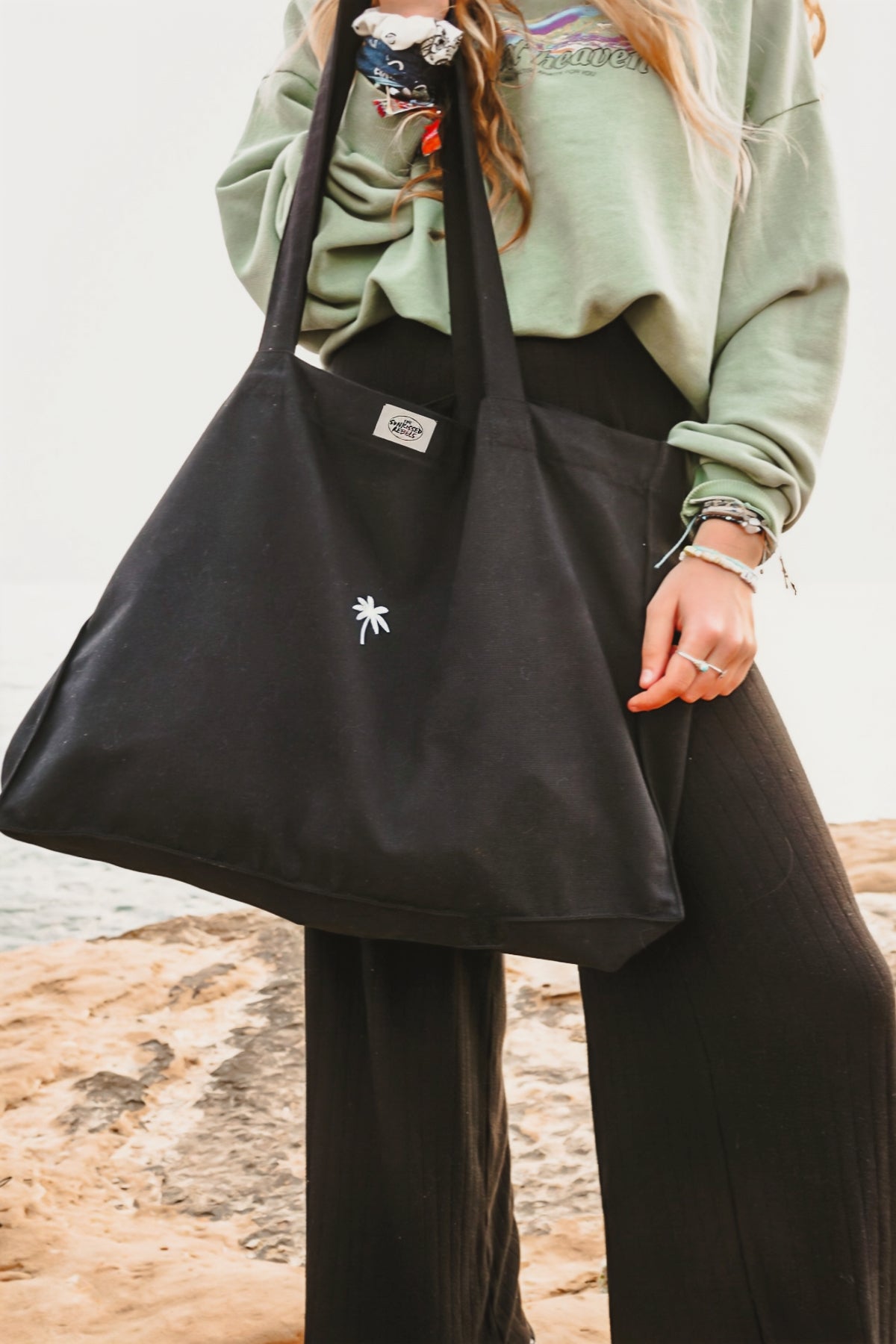 Palm Tree Weekender - Black