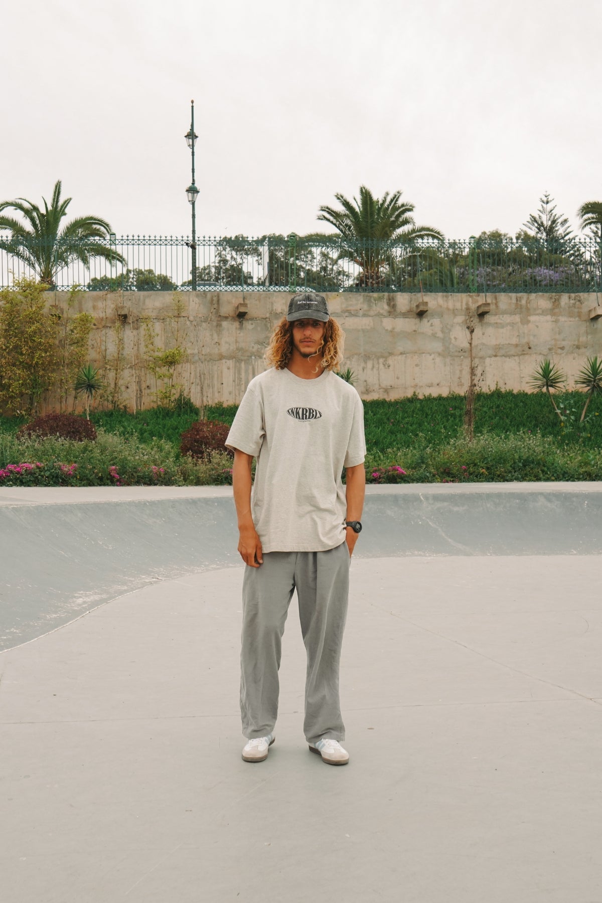 SNKRBLS Oversized T-Shirt - Greige