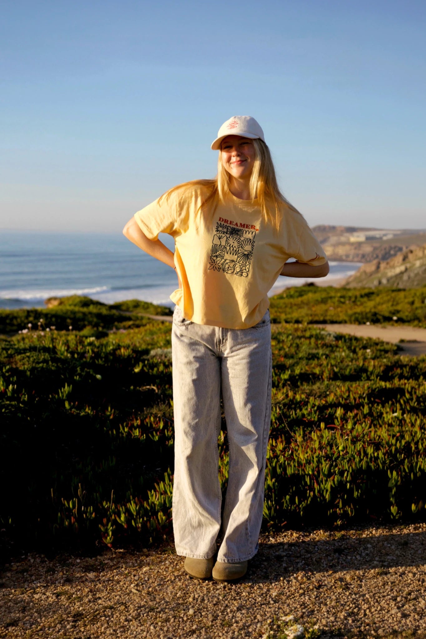 Dreamer Short T-Shirt - Papaya – full body outfit coastal vibe