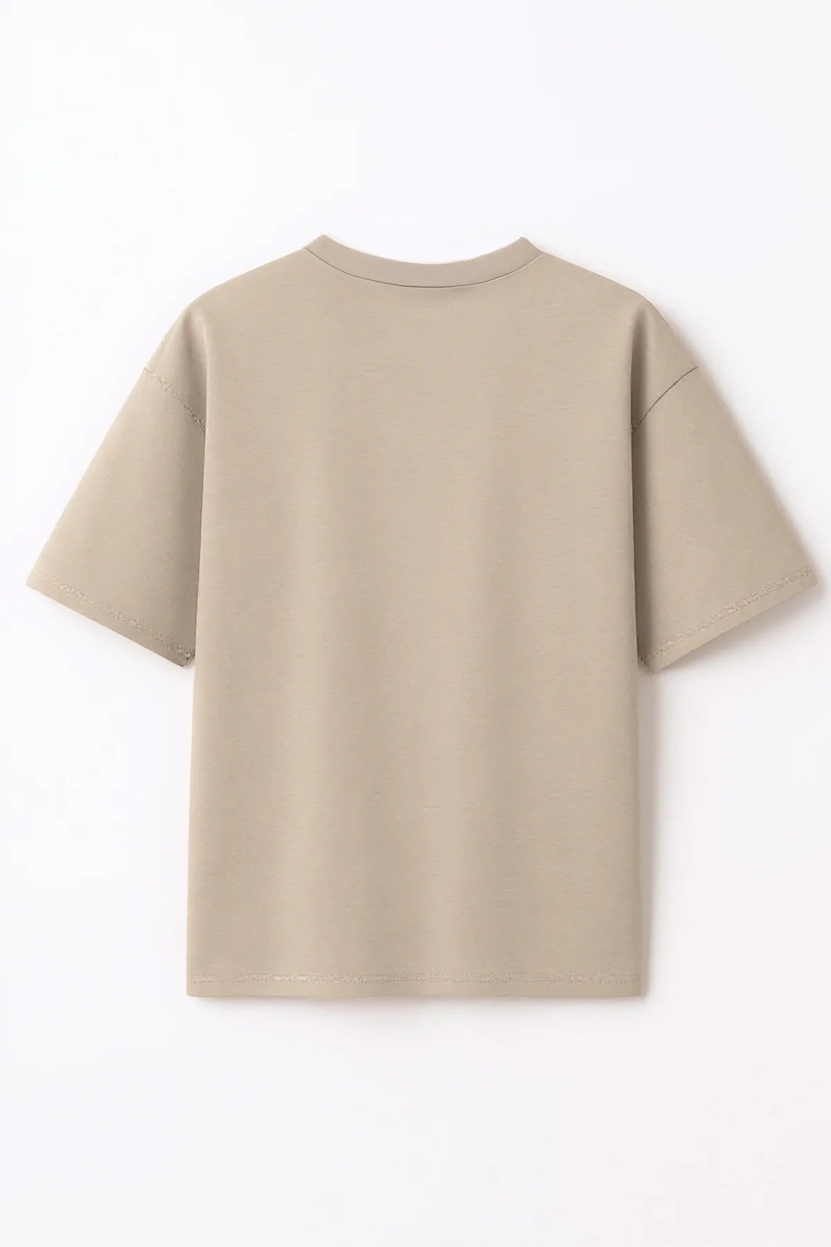 Rückseite des SNKRBLS Boxy Oversized T-Shirts in Stone ohne Aufdruck.